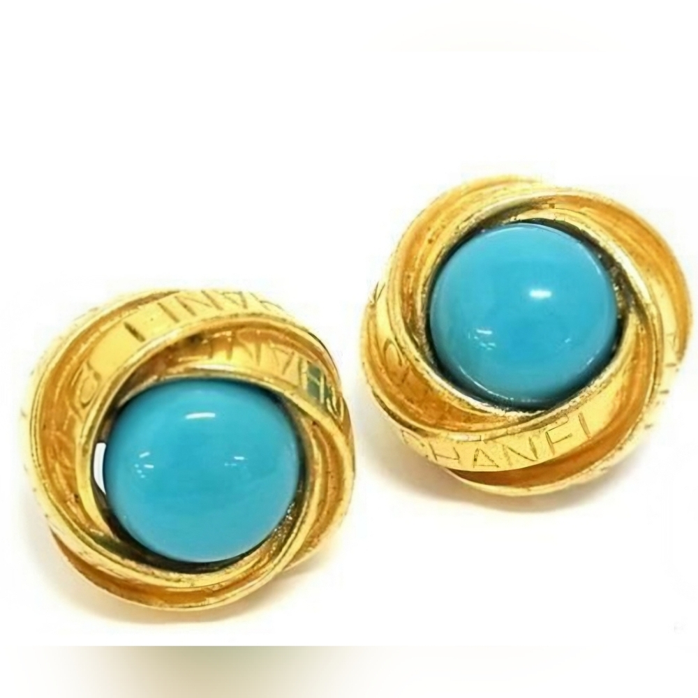 Chanel Gold-plated Turquoise Blue Cabochon Earrings - Picture 3 of 7